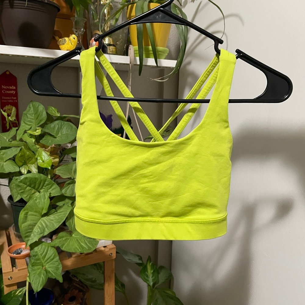 lime green lululemon energy sports bra